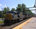 CSX 4531 leads M404